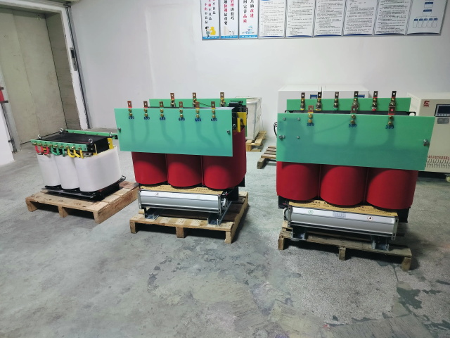 宝山KS11-1000KVA矿用变压器